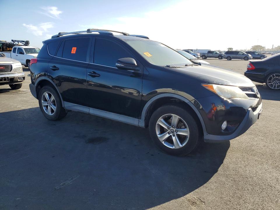 68371866 :رقم المزاد ، 2T3WFREV0FW171529 vin ، 2015 Toyota Rav4 مزاد بيع