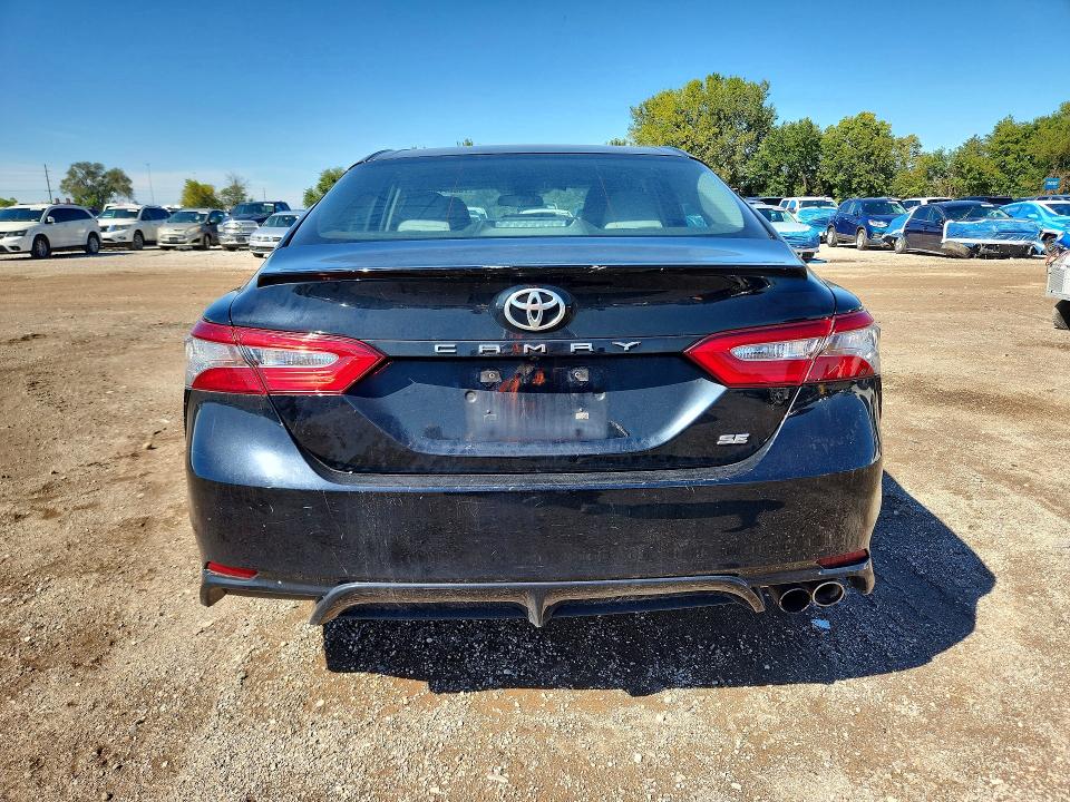 Aukcja sprzedaży 2018 Toyota Camry, vin: 4T1B11HK2JU529781, numer aukcji: 70527796
