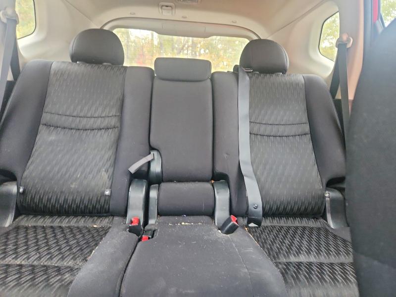 2017 Nissan Rogue მანქანა იყიდება აუქციონზე, vin: 5N1AT2MV4HC875441, აუქციონის ნომერი: 70777076