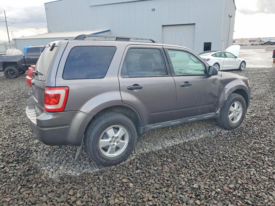 2010 Ford Escape მანქანა იყიდება აუქციონზე, vin: 1FMCU9D71AKC28474, აუქციონის ნომერი: 66584006