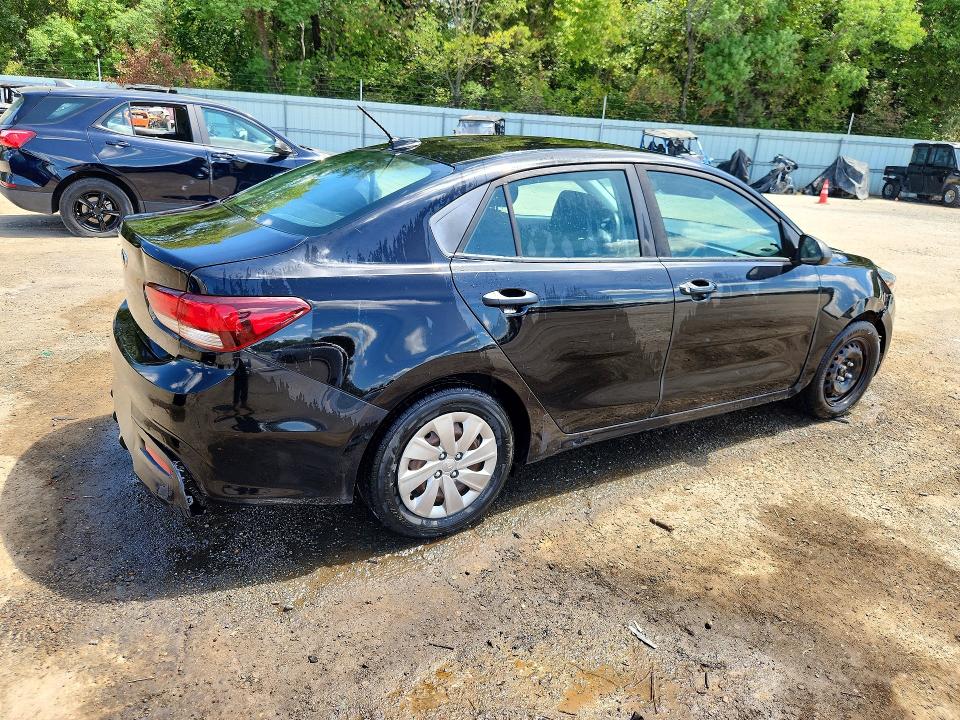 2018 Kia Rio მანქანა იყიდება აუქციონზე, vin: 3KPA24AB3JE082045, აუქციონის ნომერი: 67436506