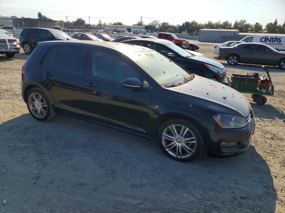 Продажа на аукционе авто 2015 Volkswagen Golf, vin: 3VW2A7AU4FM018245, номер лота: 68664826
