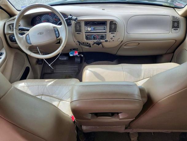68799006 :رقم المزاد ، 1FTRX17W31KF03207 vin ، 2001 Ford F150 مزاد بيع