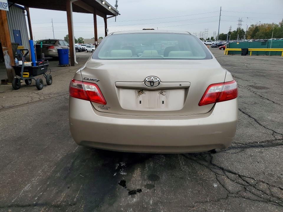 71300946 :رقم المزاد ، 4T4BE46K89R090595 vin ، 2009 Toyota Camry مزاد بيع