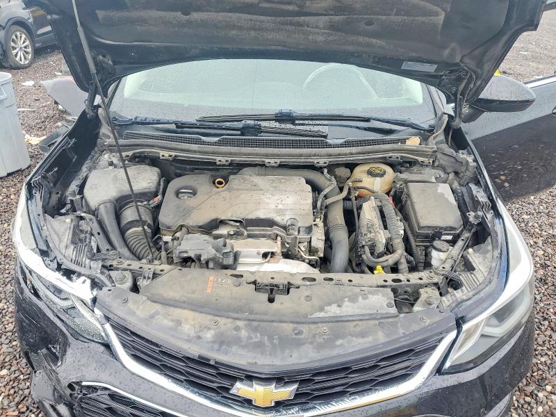 70626146 :رقم المزاد ، 1G1BE5SM5H7230118 vin ، 2017 Chevrolet Cruze مزاد بيع