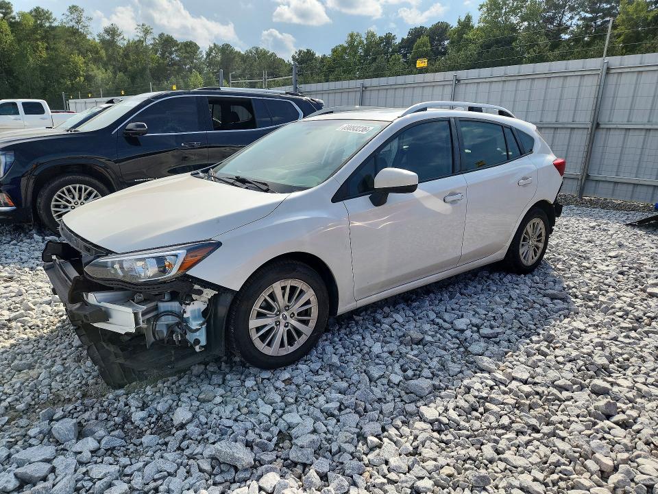 69893236 :رقم المزاد ، 4S3GTAD67H3737460 vin ، 2017 Subaru Impreza مزاد بيع