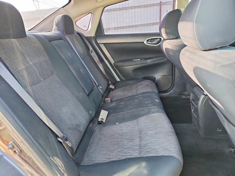 68265836 :رقم المزاد ، 3N1AB7AP8FY293814 vin ، 2015 Nissan Sentra مزاد بيع