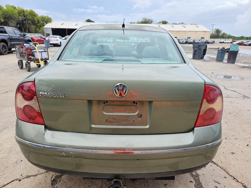 2001 Volkswagen Passat მანქანა იყიდება აუქციონზე, vin: WVWPD63B01P102412, აუქციონის ნომერი: 69624896