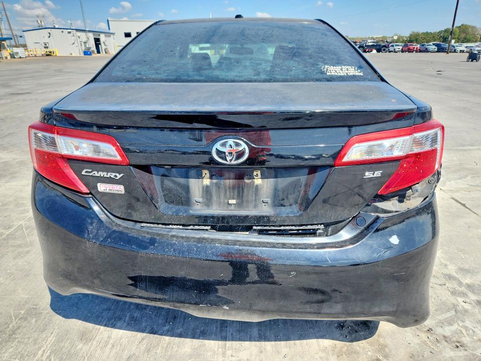 69100456 :رقم المزاد ، 4T1BF1FK4EU869539 vin ، 2014 Toyota Camry مزاد بيع