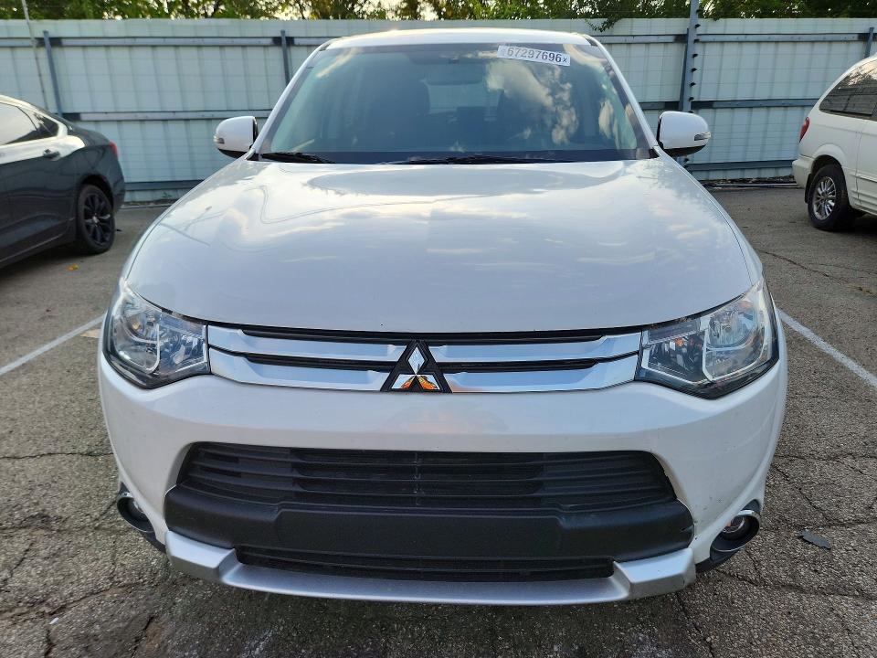 Продаж на аукціоні авто 2015 Mitsubishi Outlander, vin: JA4AZ3A33FZ008371, номер лоту: 67297696