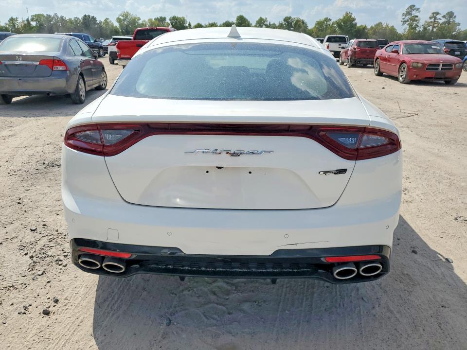 2020 Kia Stinger მანქანა იყიდება აუქციონზე, vin: KNAE15LA4L6073679, აუქციონის ნომერი: 70405336