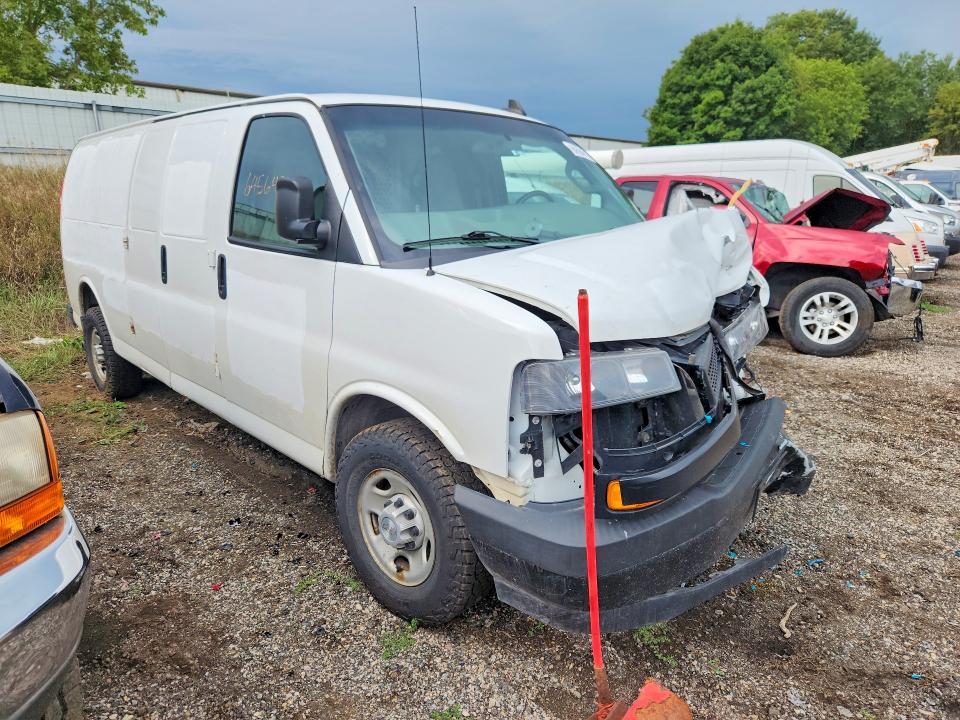 64564716 :رقم المزاد ، 1GCWGBFG3K1288776 vin ، 2019 Chevrolet Express G2500 مزاد بيع