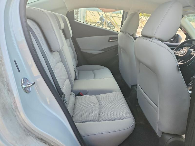 68492576 :رقم المزاد ، 3MYDLBYV9KY518963 vin ، 2019 Toyota Yaris مزاد بيع