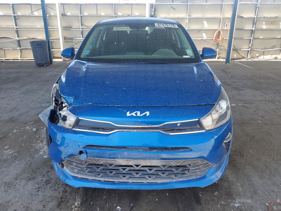 67476176 :رقم المزاد ، 3KPA34AC2NE462053 vin ، 2022 Kia Rio مزاد بيع