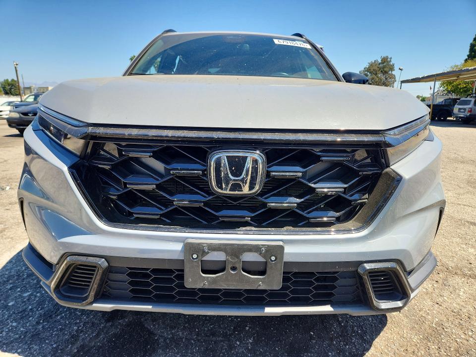 Продажа на аукционе авто 2023 Honda Cr-v, vin: 7FARS5H50PE011952, номер лота: 67918476