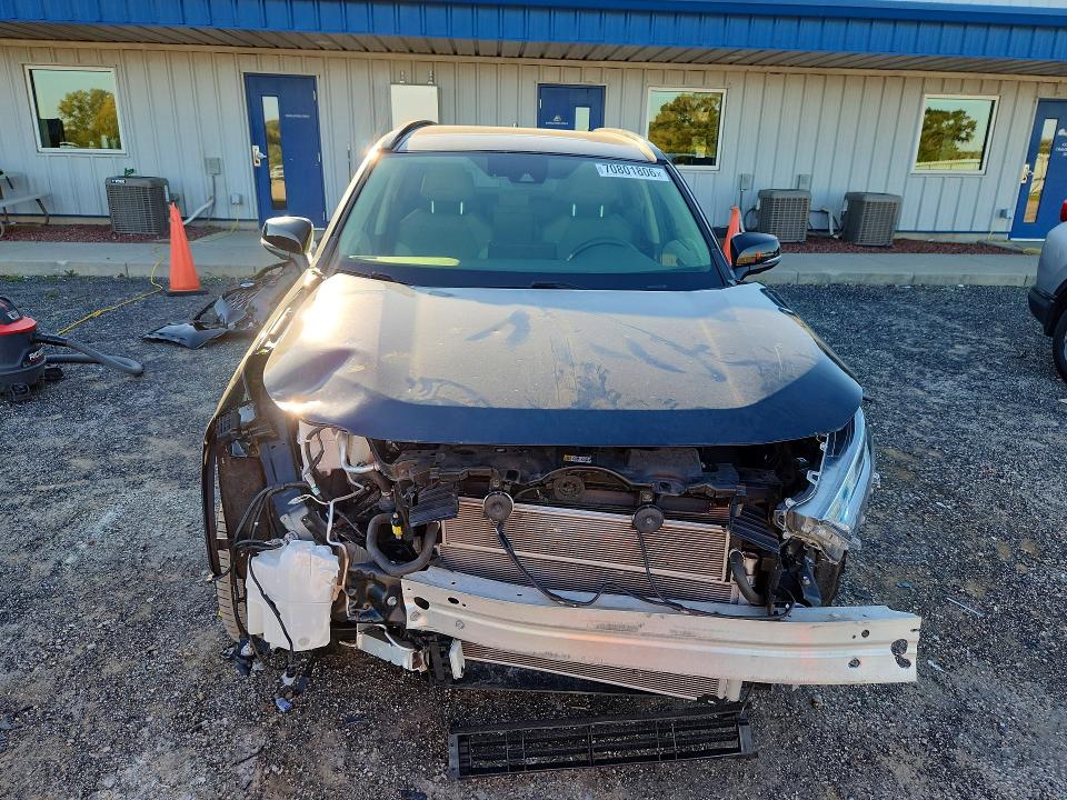 Продажа на аукционе авто 2021 Toyota Rav4, vin: JTMD6RFVXMD020469, номер лота: 70801806