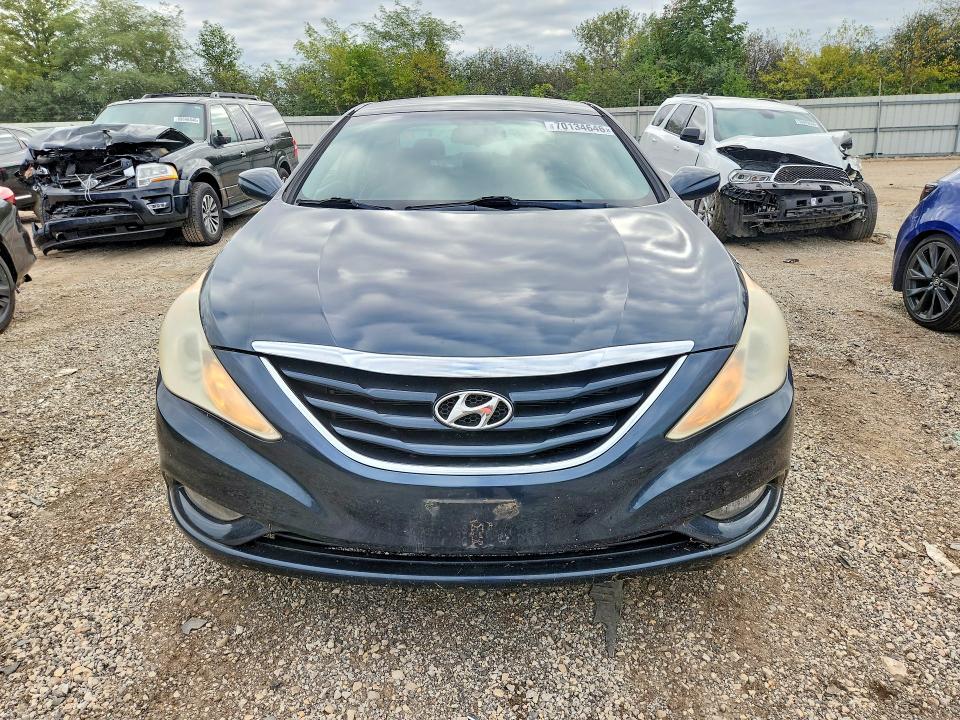 70134646 :رقم المزاد ، 5NPEB4AC5DH635286 vin ، 2013 Hyundai Sonata مزاد بيع