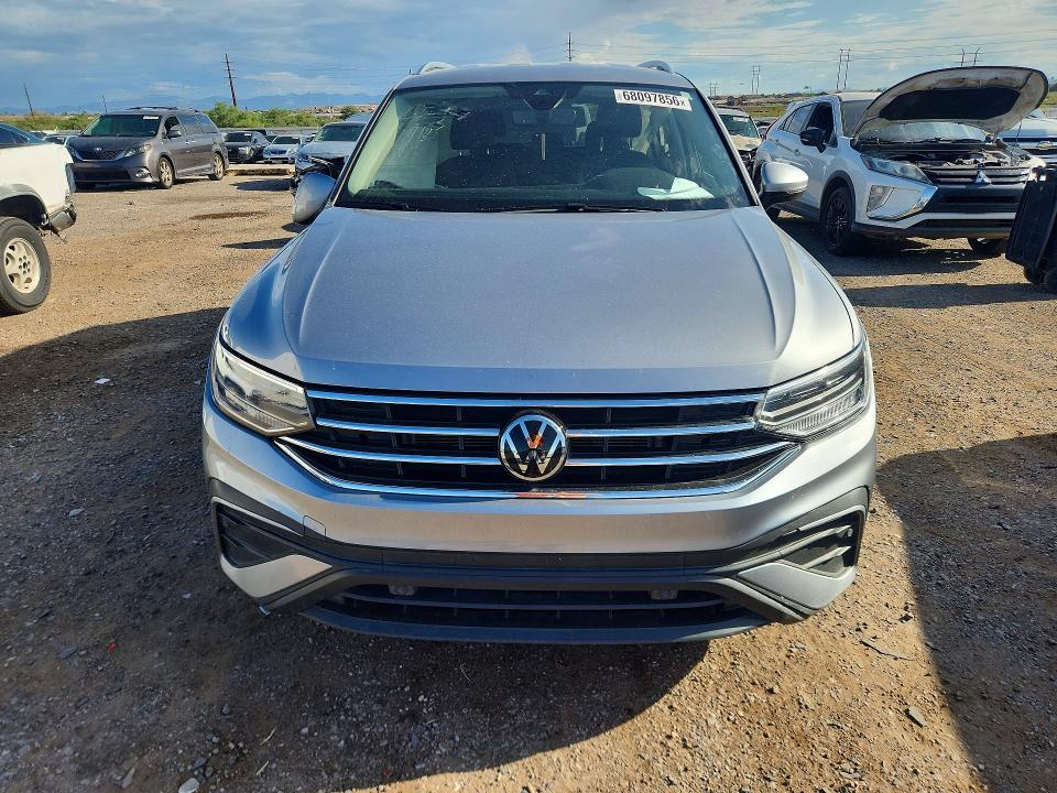Продаж на аукціоні авто 2022 Volkswagen Tiguan, vin: 3VV2B7AX0NM104338, номер лоту: 68097856
