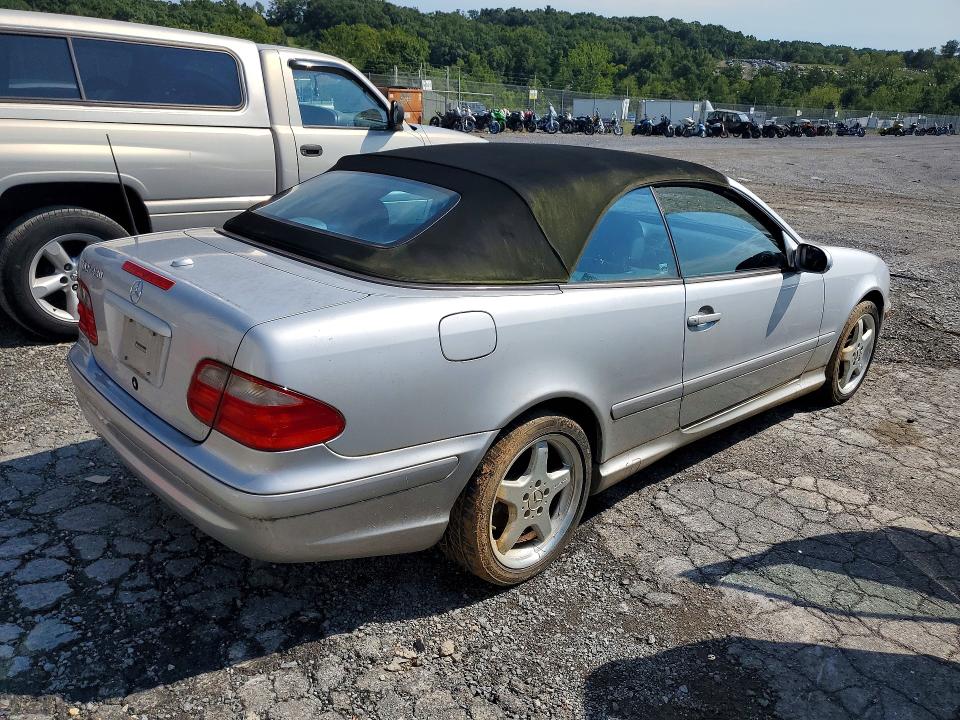Aukcja sprzedaży 2002 Mercedes-benz Clk, vin: WDBLK70G02T107367, numer aukcji: 67609566