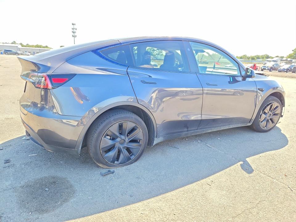 67739786 :رقم المزاد ، 7SAYGDEE0RA301912 vin ، 2024 Tesla Model Y مزاد بيع
