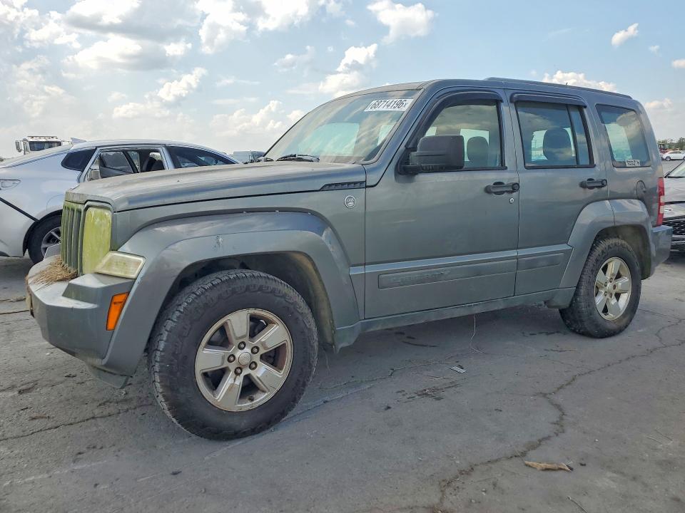 68714196 :رقم المزاد ، 1C4PJMAK5CW187319 vin ، 2012 Jeep Liberty مزاد بيع