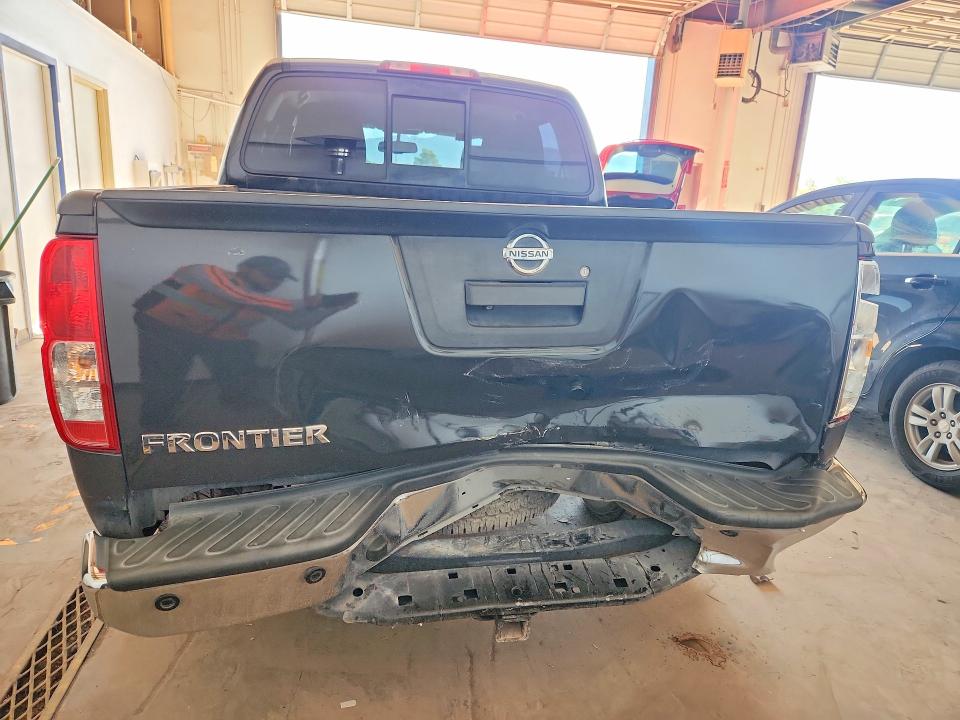 68658886 :رقم المزاد ، 1N6AD0EV0FN733333 vin ، 2015 Nissan Frontier مزاد بيع