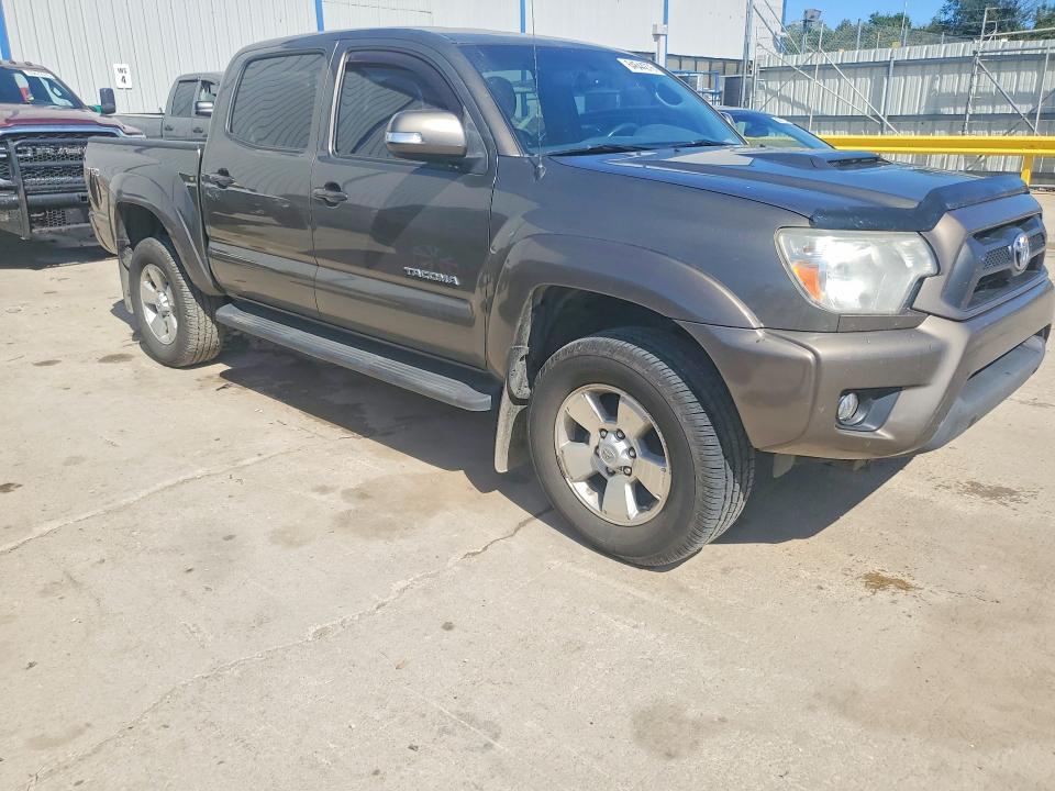 Продажа на аукционе авто 2013 Toyota Tacoma, vin: 3TMLU4EN8DM115865, номер лота: 64644276