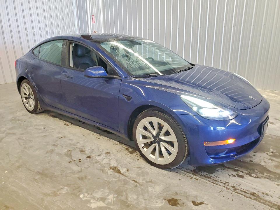 69385306 :رقم المزاد ، 5YJ3E1EA5NF368642 vin ، 2022 Tesla Model 3 مزاد بيع