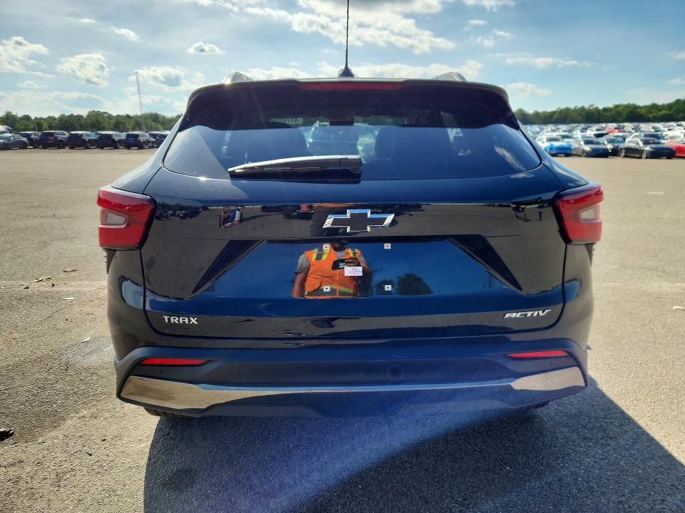 67751256 :رقم المزاد ، KL77LKEP0TC160208 vin ، 2026 Chevrolet Trax مزاد بيع