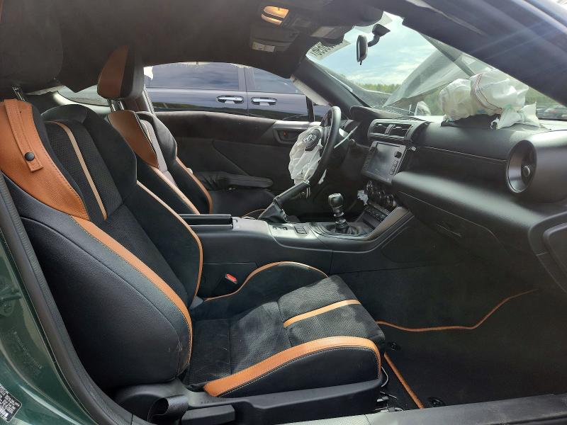 69498696 :رقم المزاد ، JF1ZNBM12S9751614 vin ، 2025 Toyota Gr 86 مزاد بيع