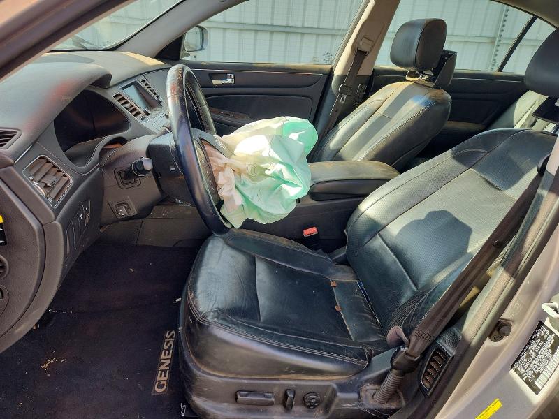 2011 Hyundai Genesis მანქანა იყიდება აუქციონზე, vin: KMHGC4DE4BU136058, აუქციონის ნომერი: 67192236