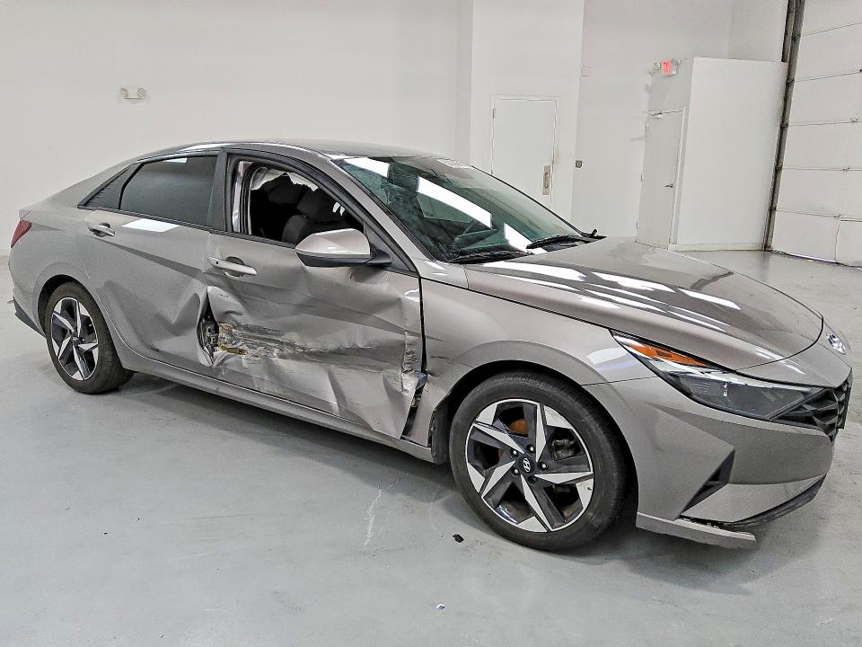 2023 Hyundai Elantra მანქანა იყიდება აუქციონზე, vin: KMHLS4AG3PU488885, აუქციონის ნომერი: 68038686