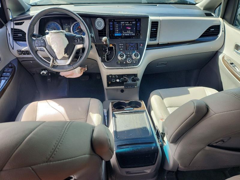 Продажа на аукционе авто 2017 Toyota Sienna, vin: 5TDDZ3DC5HS168674, номер лота: 69824476