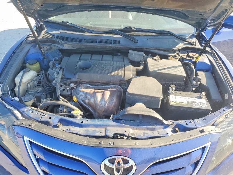 68945416 :رقم المزاد ، 4T4BF3EK1BR132328 vin ، 2011 Toyota Camry مزاد بيع