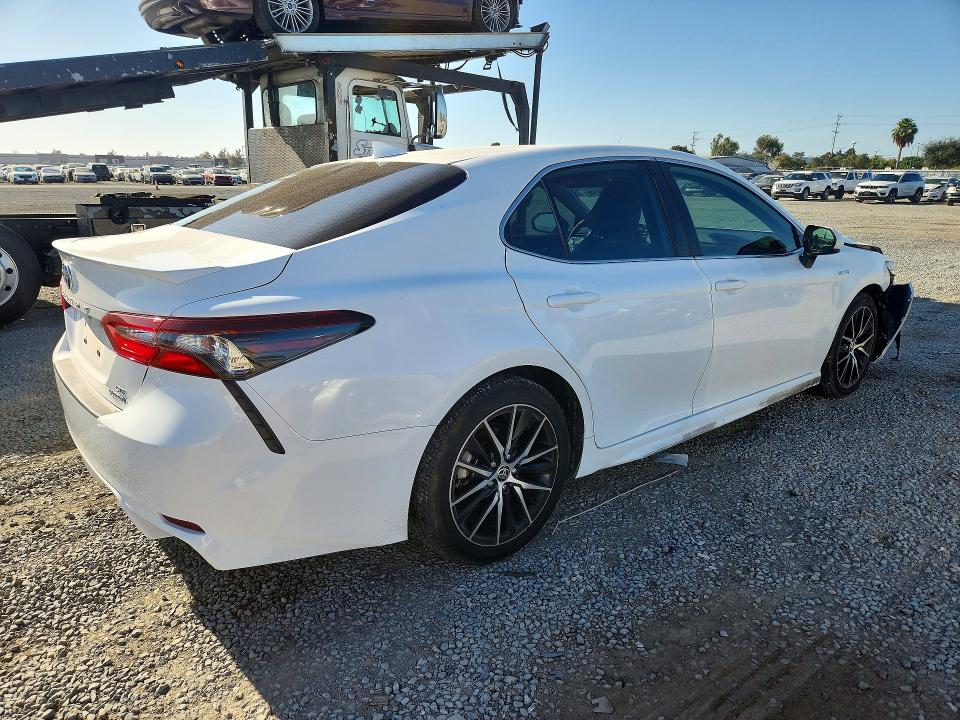 Aukcja sprzedaży 2021 Toyota Camry, vin: 4T1G31AK8MU562735, numer aukcji: 68779146