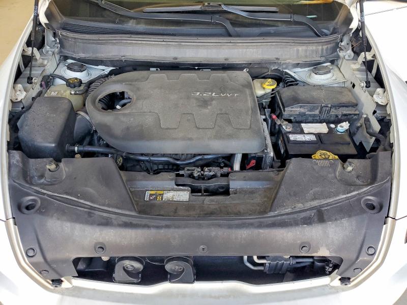 68148936 :رقم المزاد ، 1C4PJMCS8EW181577 vin ، 2014 Jeep Cherokee مزاد بيع