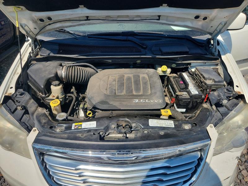 67361596 :رقم المزاد ، 2C4RC1BG7DR737514 vin ، 2013 Chrysler Town & Country مزاد بيع