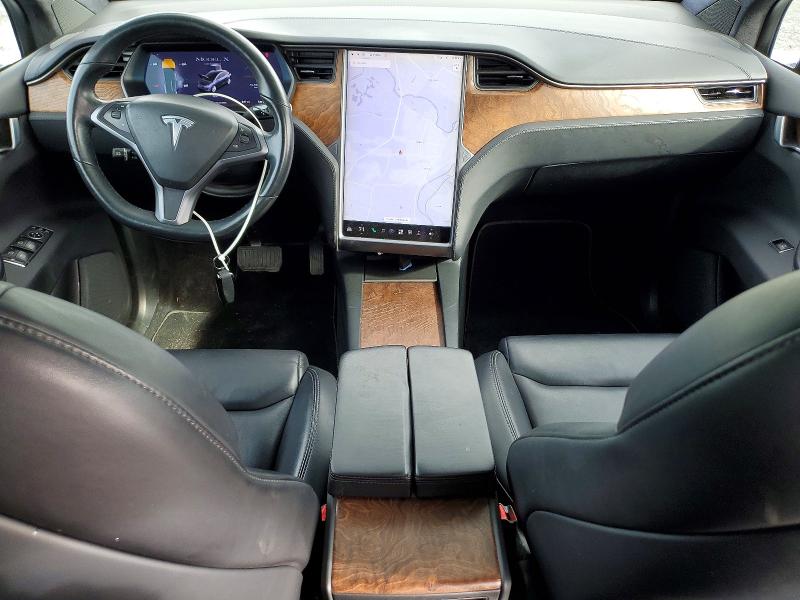67529516 :رقم المزاد ، 5YJXCBE21LF261784 vin ، 2020 Tesla Model X مزاد بيع