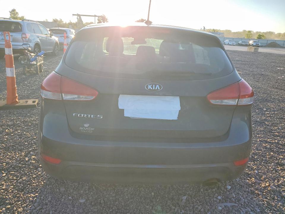 67598616 :رقم المزاد ، KNAFK5A8XG5647277 vin ، 2016 Kia Forte5 مزاد بيع