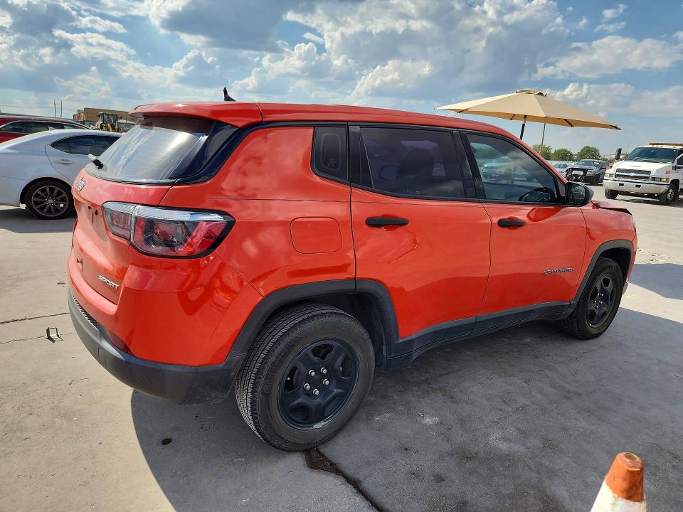 2018 Jeep Compass მანქანა იყიდება აუქციონზე, vin: 3C4NJCAB1JT271626, აუქციონის ნომერი: 67651476