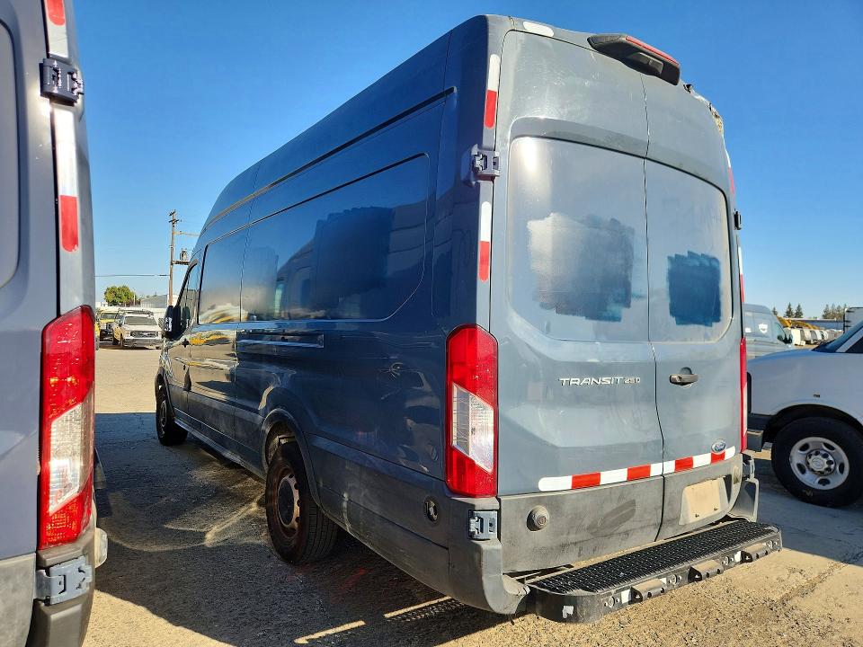 69054916 :رقم المزاد ، 1FTBR3X86LKA72602 vin ، 2020 Ford Transit 250 مزاد بيع
