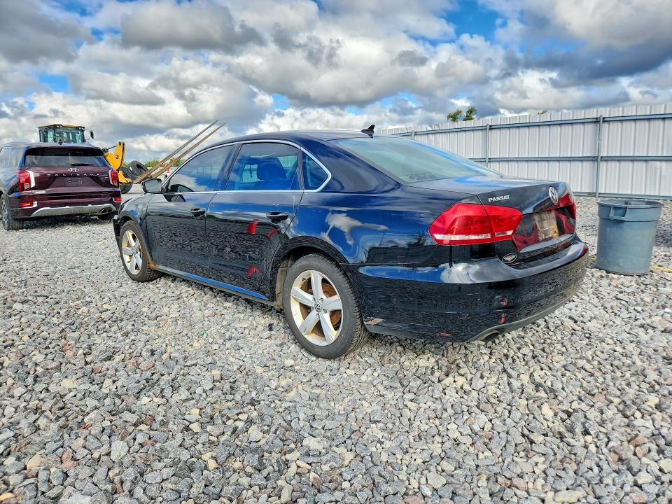 69769156 :رقم المزاد ، 1VWBH7A31DC006877 vin ، 2013 Volkswagen Passat مزاد بيع