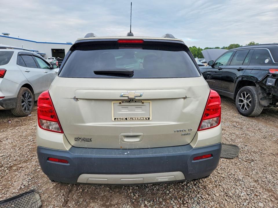 69620886 :رقم المزاد ، 3GNCJPSB5GL116252 vin ، 2016 Chevrolet Trax مزاد بيع