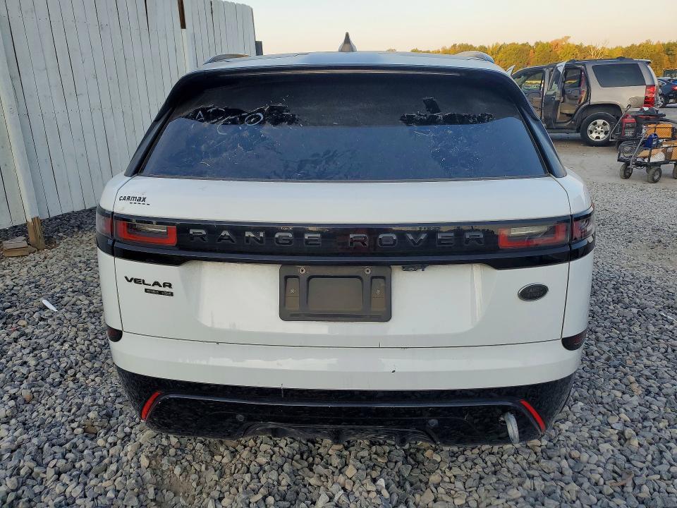 68490346 :رقم المزاد ، SALYM2RN0JA733235 vin ، 2018 Land Rover Range Rover Velar مزاد بيع