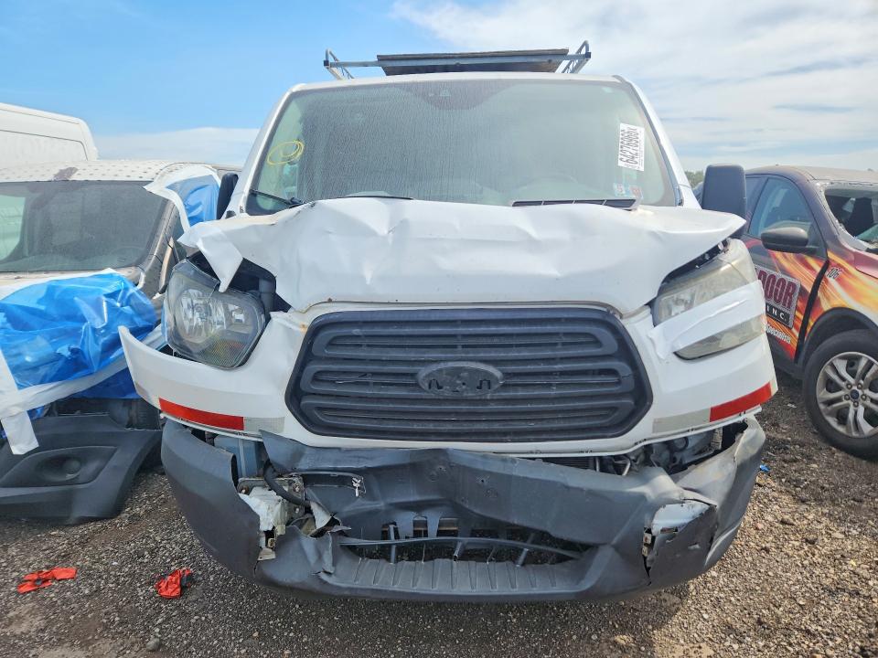 64276966 :رقم المزاد ، 1FTBW2YM1GKB33276 vin ، 2016 Ford Transit مزاد بيع
