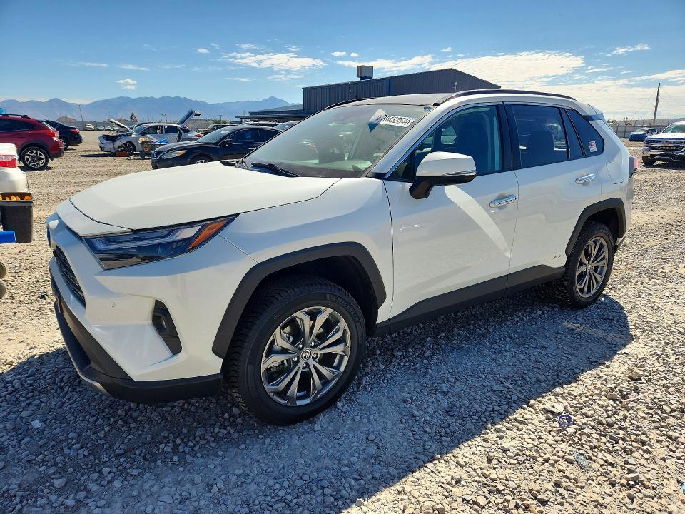 Продаж на аукціоні авто 2022 Toyota Rav4, vin: 4T3D6RFV2NU067645, номер лоту: 70432646