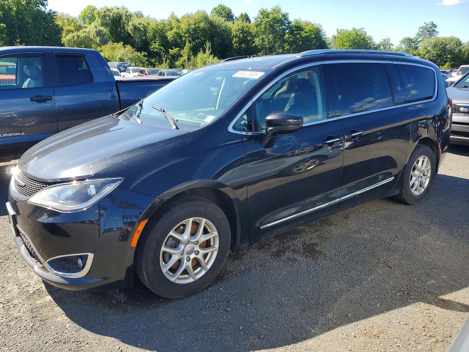 Auction sale of the 2020 Chrysler Pacifica, vin: 2C4RC1BG2LR275989        , lot number: 68658936