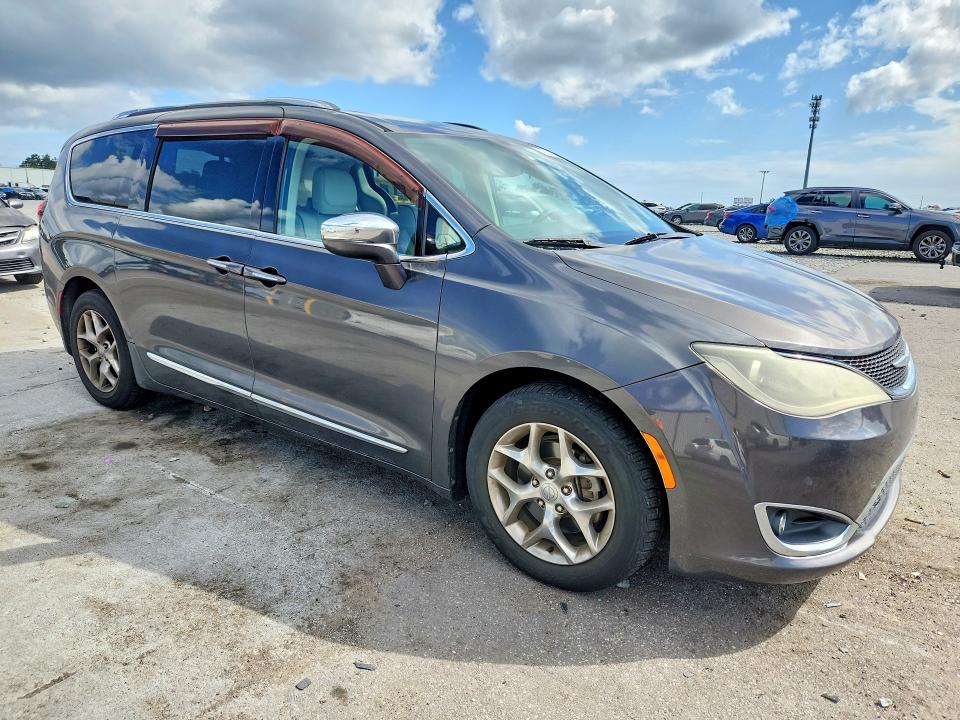 2017 Chrysler Pacifica მანქანა იყიდება აუქციონზე, vin: 2C4RC1GG7HR531365, აუქციონის ნომერი: 69114946