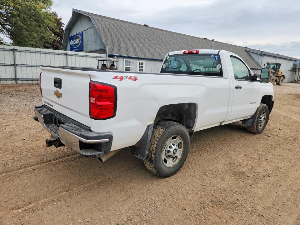 70339686 :رقم المزاد ، 1GC0KUEGXJZ174596 vin ، 2018 Chevrolet Silverado مزاد بيع