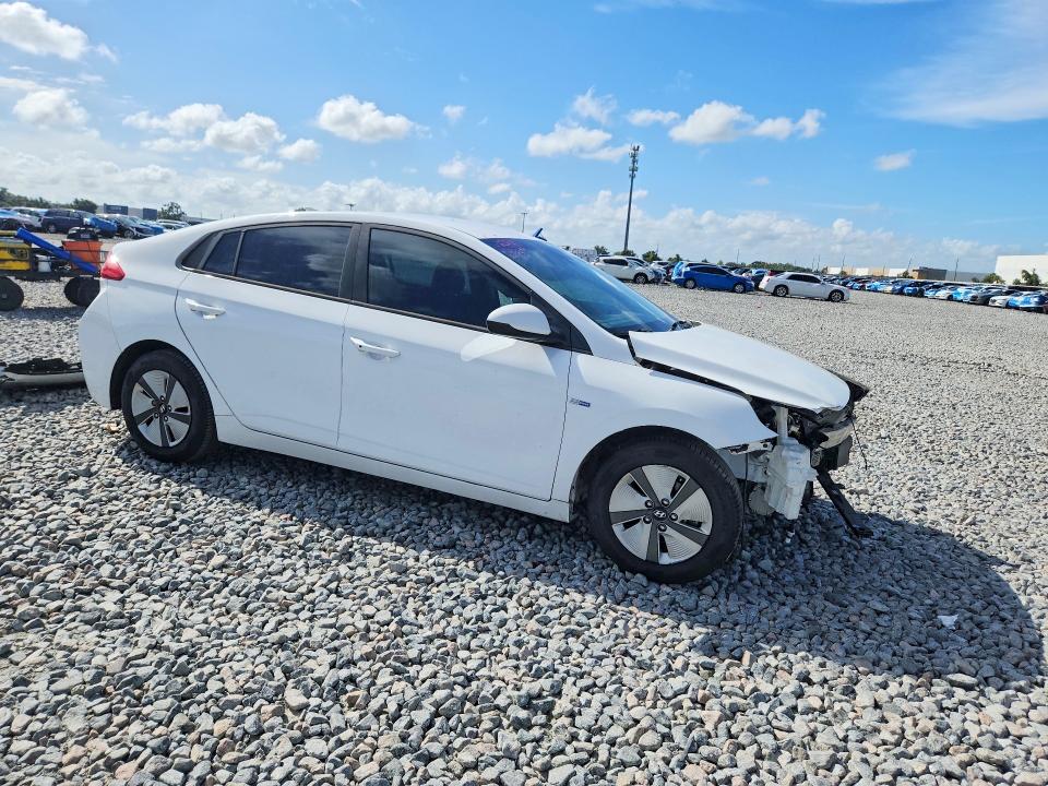 Продаж на аукціоні авто 2020 Hyundai Ioniq, vin: KMHC65LCXLU215845, номер лоту: 69368026